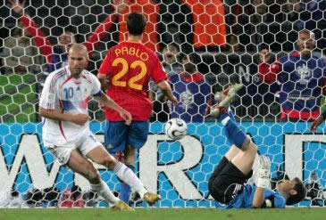 Gol de Zidane a España
